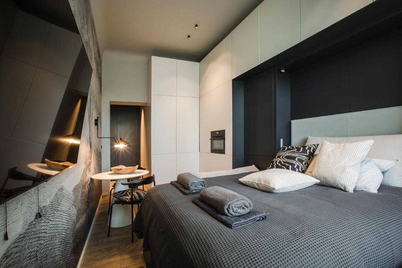 Luxury Studio With A Park View Riga Buitenkant foto
